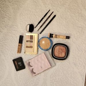 🩷Assortment  of makeup bundle